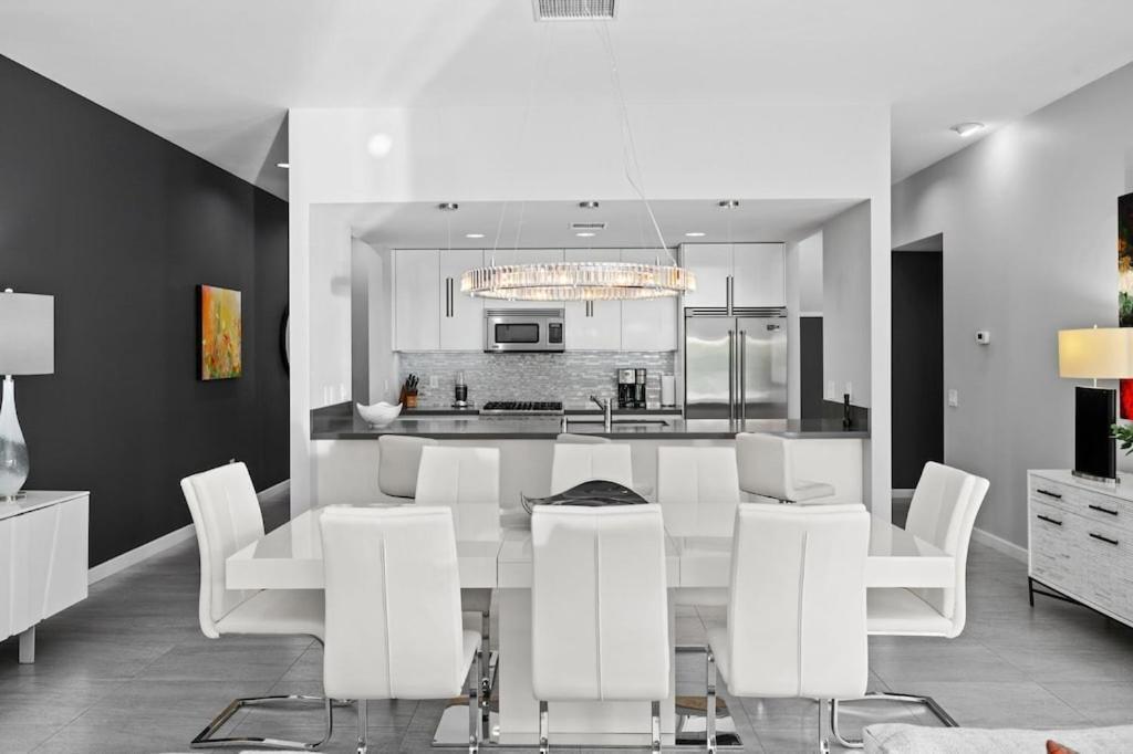 Spectacular Home In The Morrison W/ Private Pool 棕榈泉 外观 照片